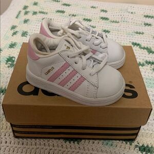 Adidas Kids' Campus Shoes - White with Pink Stripes